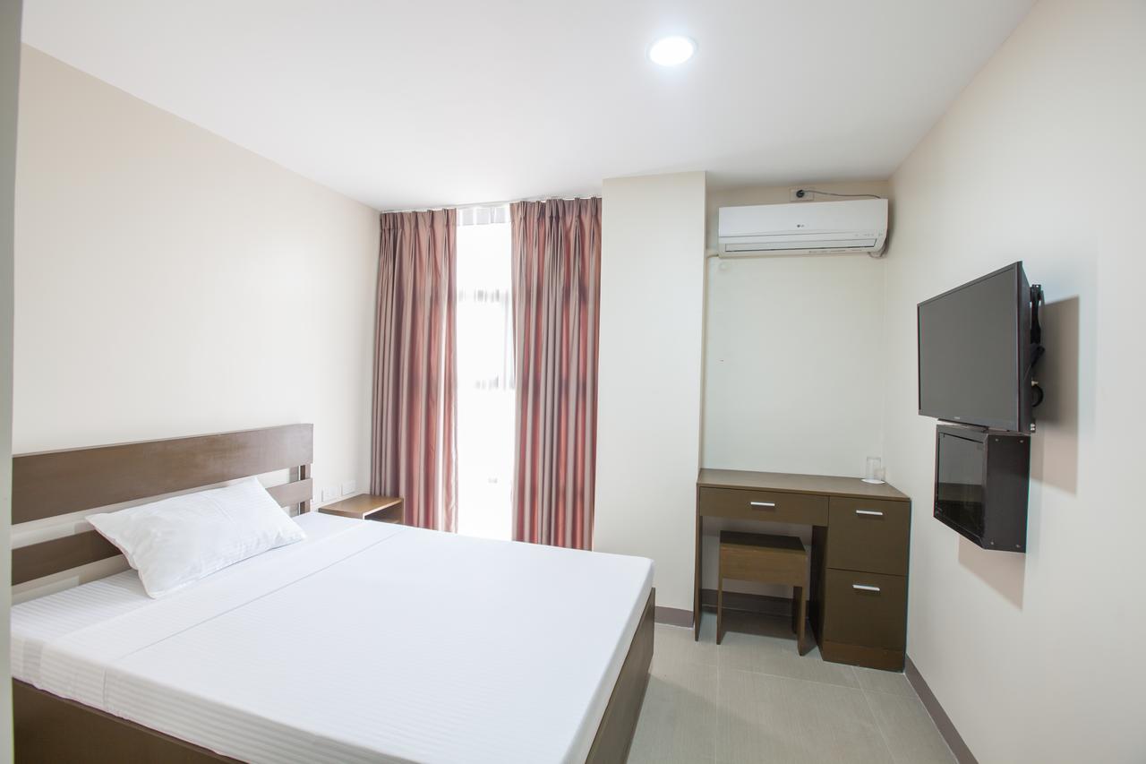 Emerald Suites Cdo คากายันเดโอโร ห้อง รูปภาพ